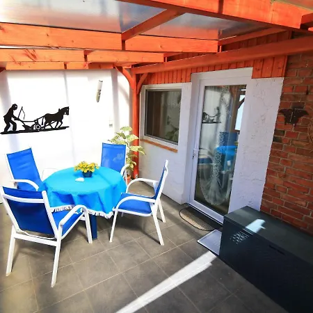 Cozy In Near Sea Apartment *